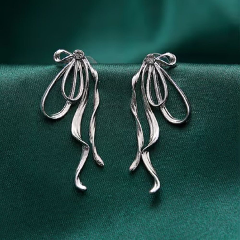Boho twist earr M887